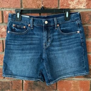 GAP Women's 5" Midrise Blue Jean Shorts, Size 4P